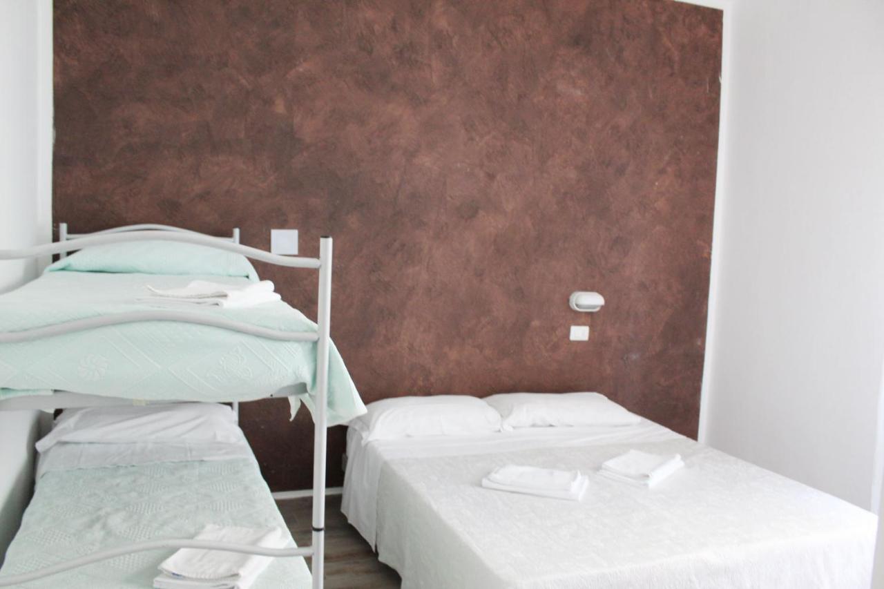 Hotel Luna Римини Экстерьер фото
